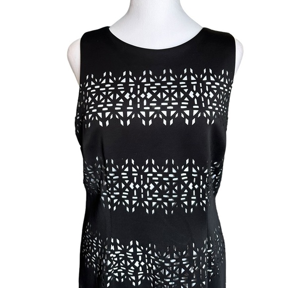 White House Black Market Women’s Sleeveless Textured Cutout Sheath Dress… - Picture 7 of 17